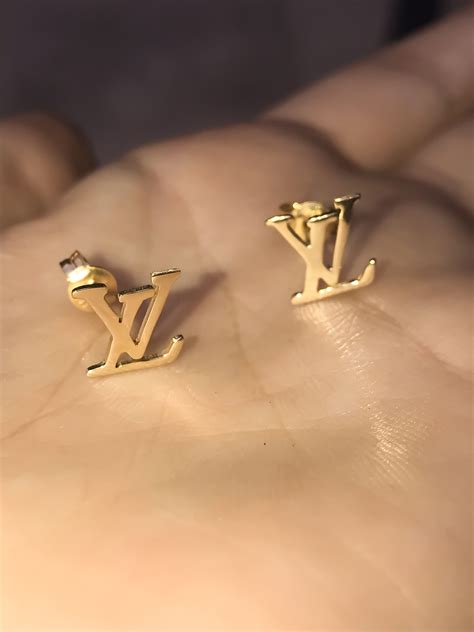 louis vuitton earrinfs